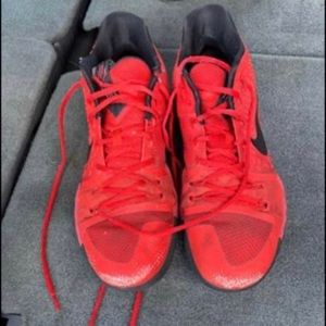 Kyrie 2s size 13